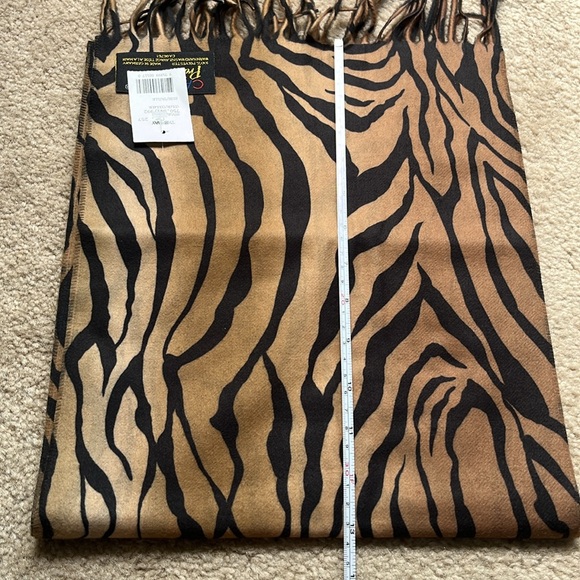NWT Vintage Cashmink Prints V. Fraas Animal Print Scarf - Picture 10 of 11